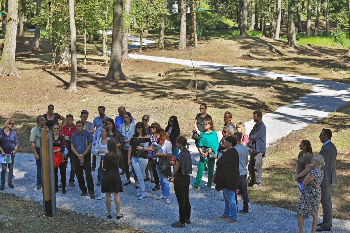 Botanični vrt: Gomilna grobišča nič več v zapuščenem gozdu, nova tudi stalna razstava